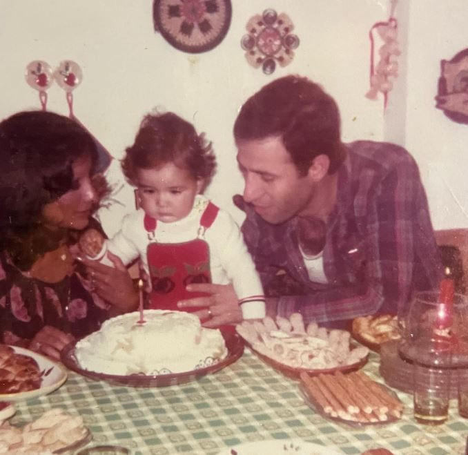 Gül Sunal'dan evlilik yıl dönümünde duygulandıran paylaşım: İyi ki evlenmişiz değil mi Kemal?