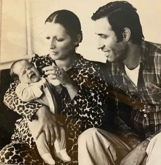 Gül Sunal'dan evlilik yıl dönümünde duygulandıran paylaşım: İyi ki evlenmişiz değil mi Kemal?