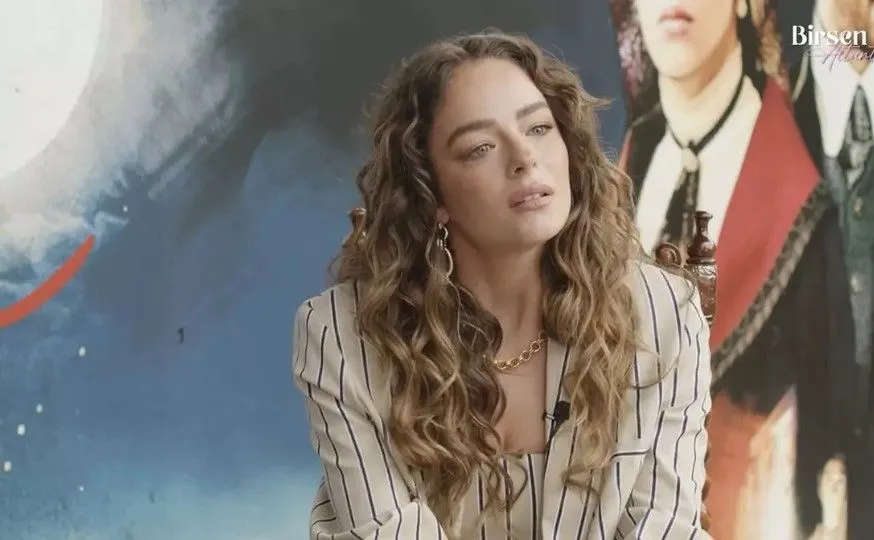 Buse Meral'den Aras Bulut İynemli ile aşk itirafı