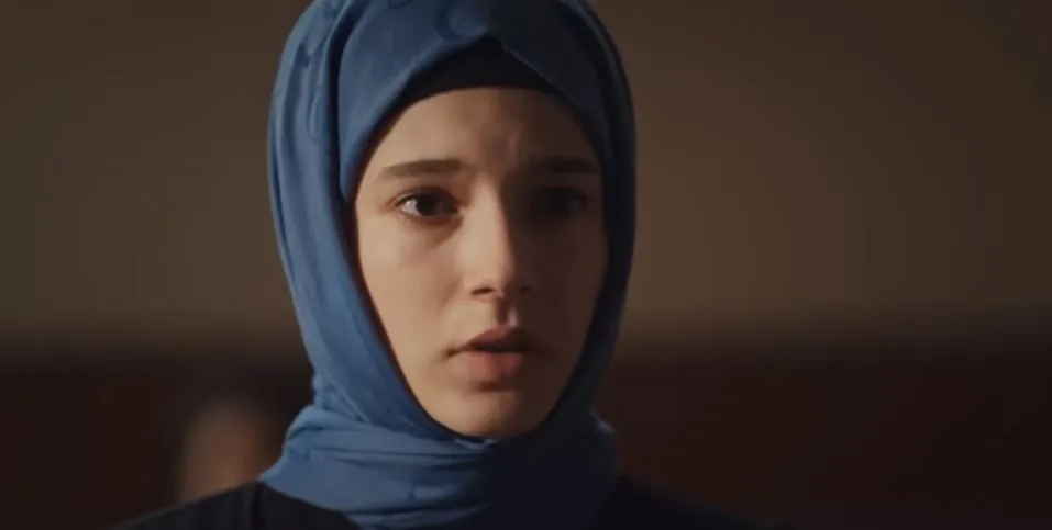 Kızıl Goncalar dizisinin yeni bölümünden 2. fragman: "Zeynep'e ne oldu?"