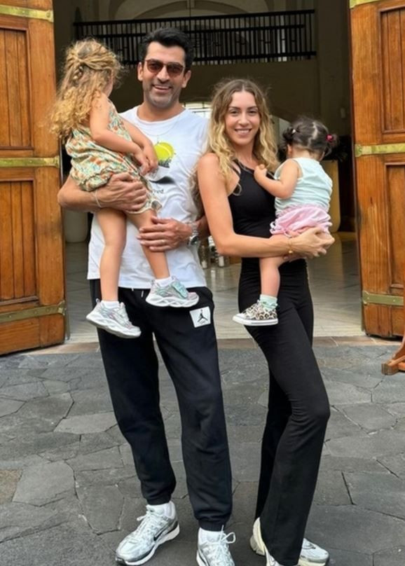 Sinem Kobal'dan beyazlar içinde yeni pozlar