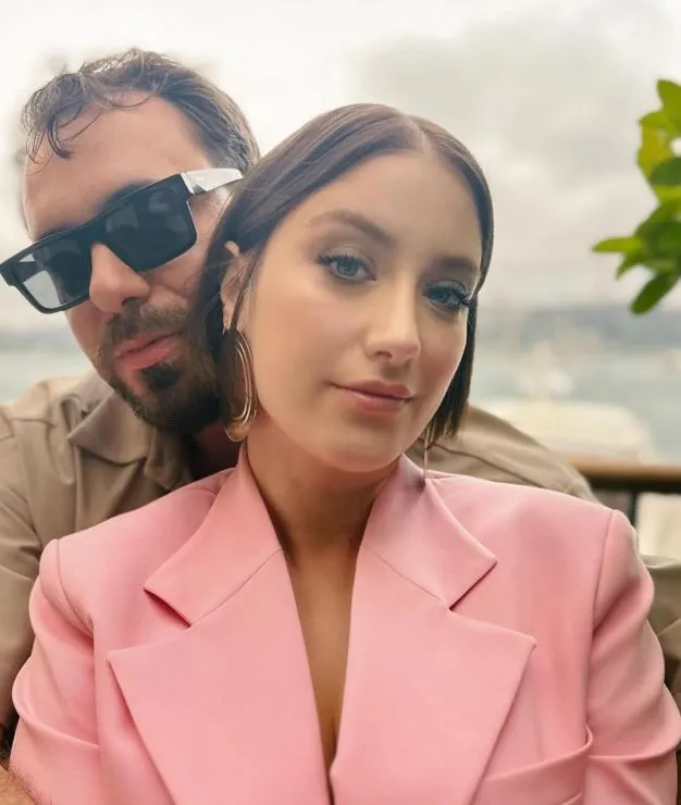 İmaj değiştiren Hazal Kaya'nın son hali beğeni topladı