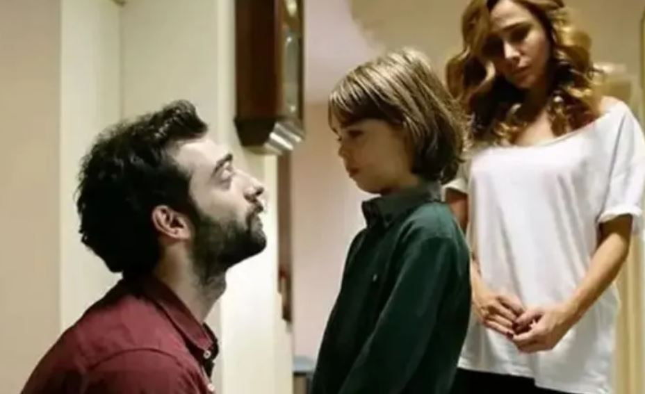Poyraz Karayel dizisinde baba oğlu oynuyorlardı! İlker Kaleli ve Ata Berk Mutlu yıllar sonra bir araya geldi