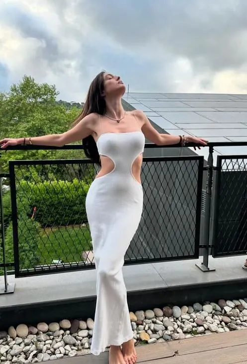 Melis Sezen yeni imajıyla poz verdi! Son hali beğeni topladı