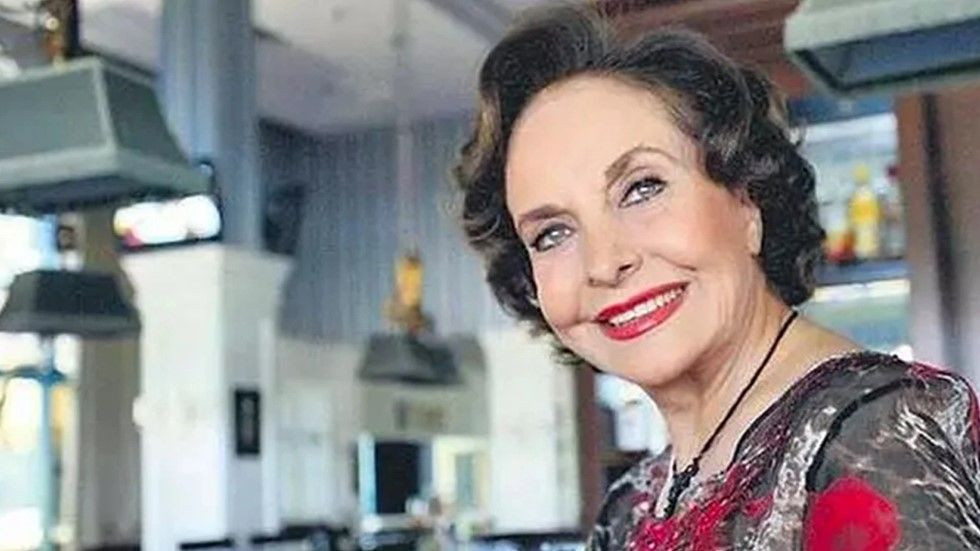 Sanat dünyasının acı kaybı: Ayten Gökçer hayatını kaybetti