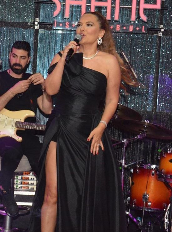 11 kilo vermişti! Demet Akalın son halini paylaştı