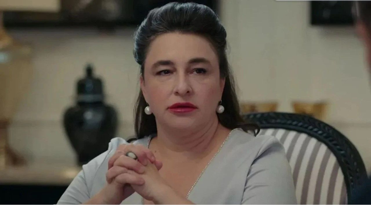 Dilan Çiçek Deniz'den Esra Dermancıoğlu'na: Çok ayıp buluyorum
