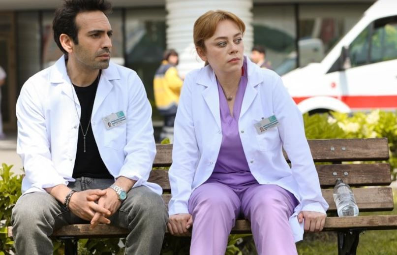 Bahar dizisinin yeni bölümünden ilk fragman: "Sadece hissettiklerim var..."