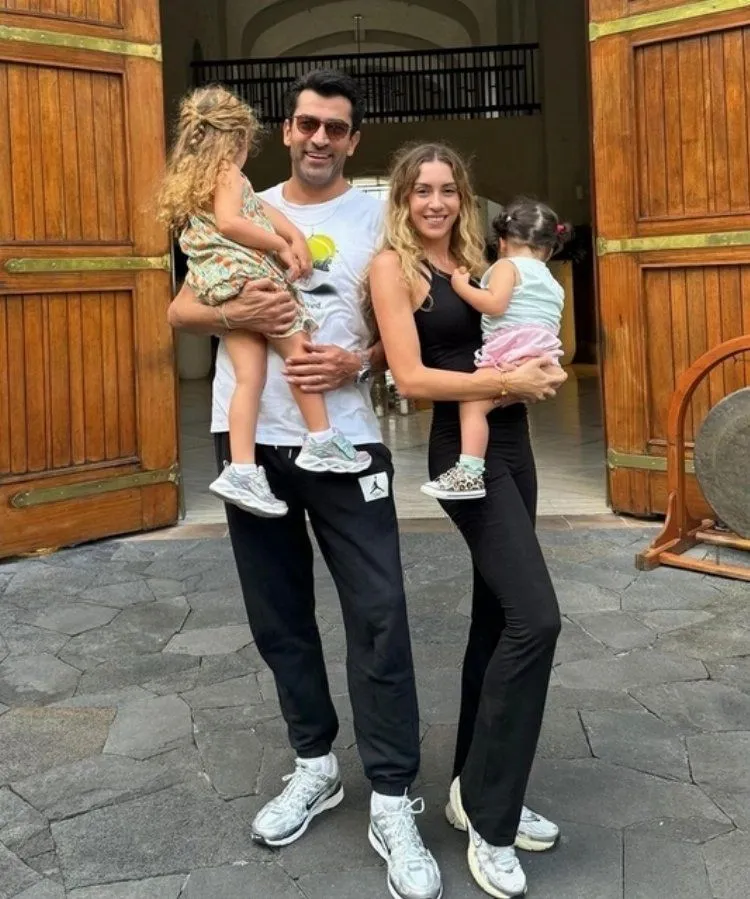 Sinem Kobal ile Kenan İmirzalıoğlu'nun kızı Leyla, 2 yaşına girdi