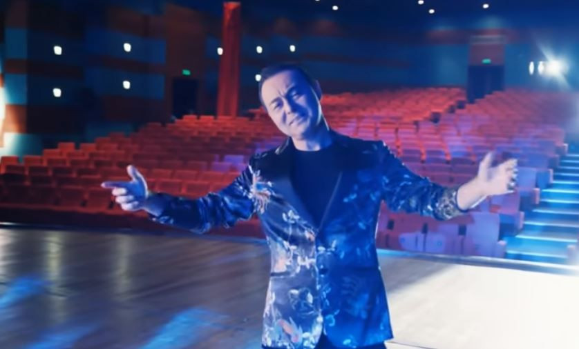 Serdar Ortaç: “Her şeyimi kaybettim, dönüp evim yansa bakmam"