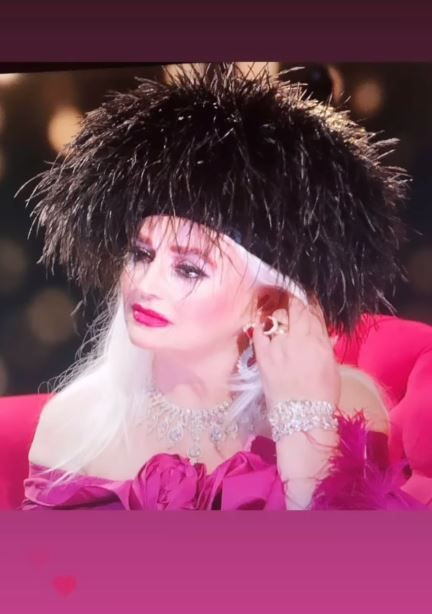 Banu Alkan'dan bir ünlüye gizemli gönderme: "Bebekleriyle oynayan bir şarkıcı sonra iç çamaşırıyla poz veriyor"