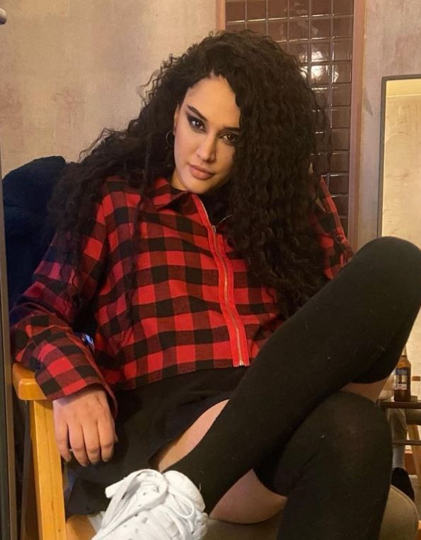 Çok Güzel Hareketler Bunlar'la ünlenen Zeynep Koçak hastalığını açıkladı: "Yaklaşık 23 yıldır Derealizasyon adı verilen.."