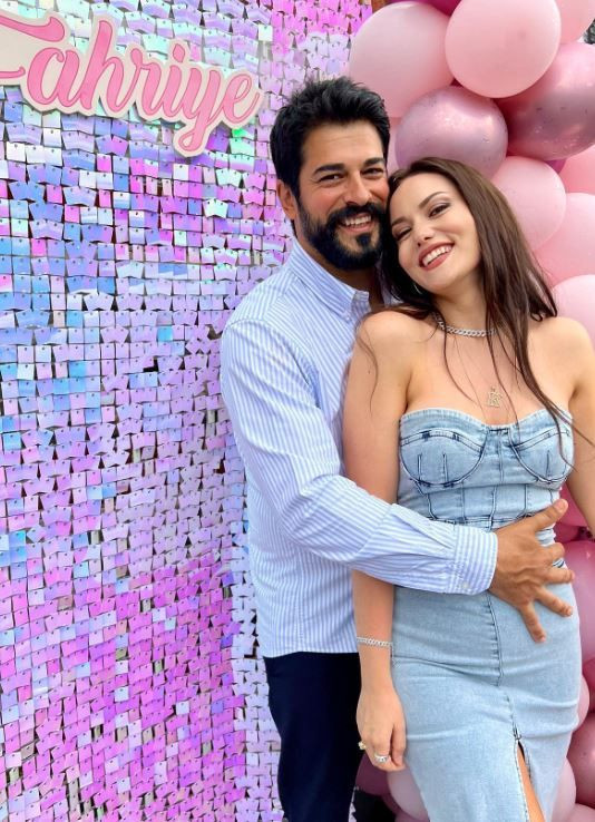 Fahriye Evcenden 38. yaşına özel aile pozu: "Hayatımın en anlamlı doğum günlerinden"