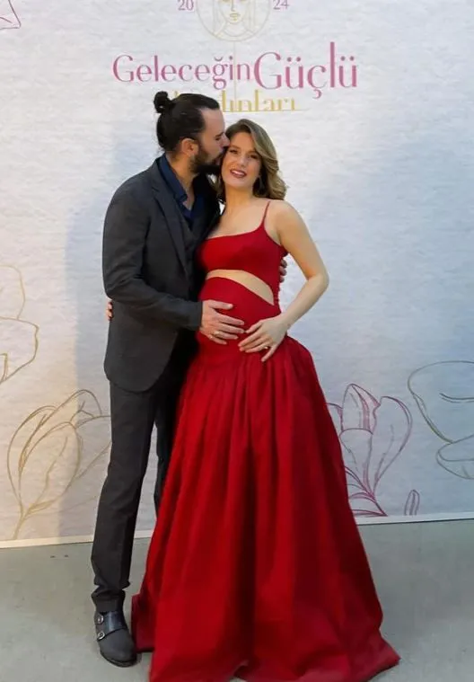 Doğum için gün sayan Burcu Biricik son halini paylaştı