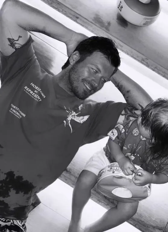 Kıvanç Tatlıtuğ ve oğlu Kurt Efe'den yeni pozlar