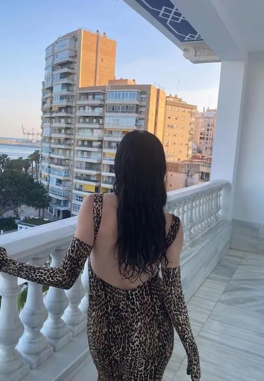 Hazar Ergüçlü'nün leopar stili gündem oldu