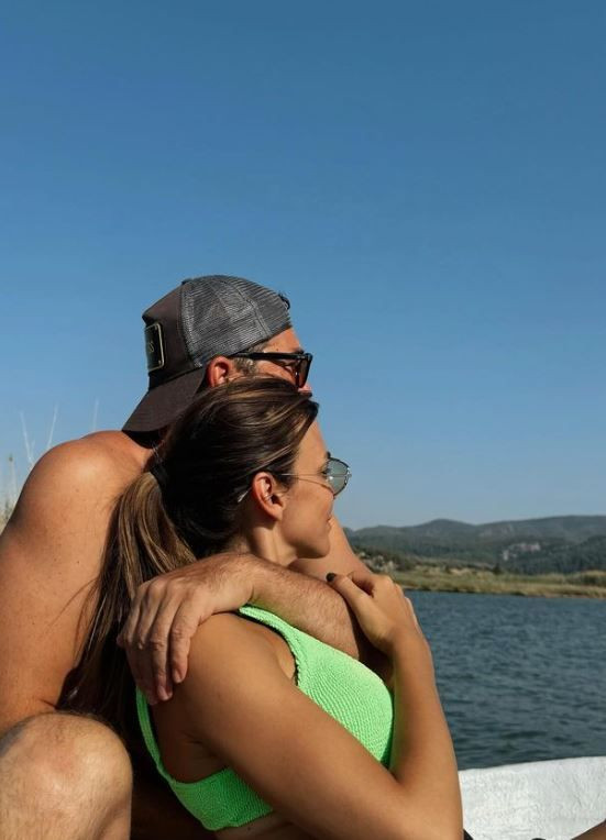 Engin Altan Düzyatan ve eşi Neslişah Alkoçlar'dan romantik paylaşım