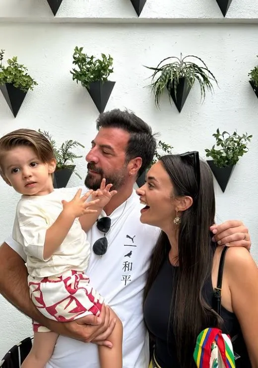 Hande Soral, eşi İsmail Demirci ve oğlu Ali ile yeni pozlarını paylaştı