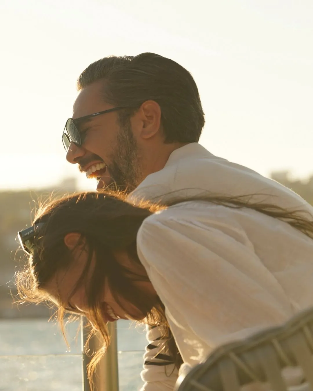 Neslihan Atagül ile Kadir Doğulu evlilik yıl dönümlerini kutladı