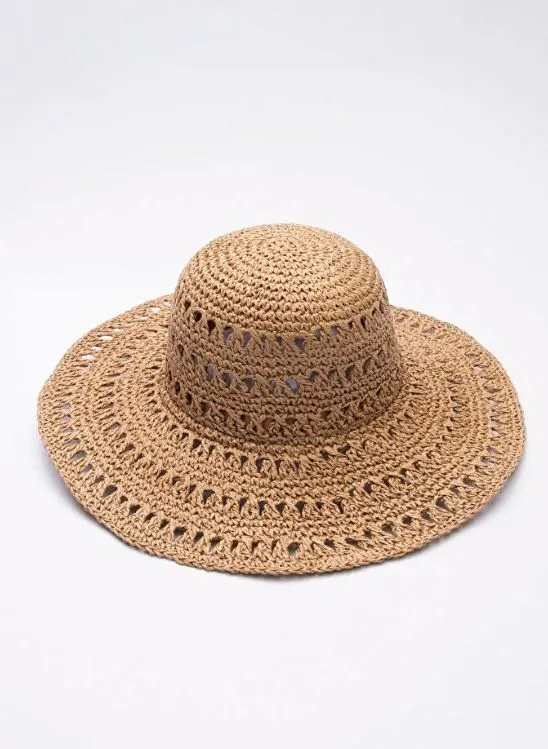 Yaz stiline ferahlık katın: Kombinlerinizi süsleyecek en güzel hasır şapka modelleri