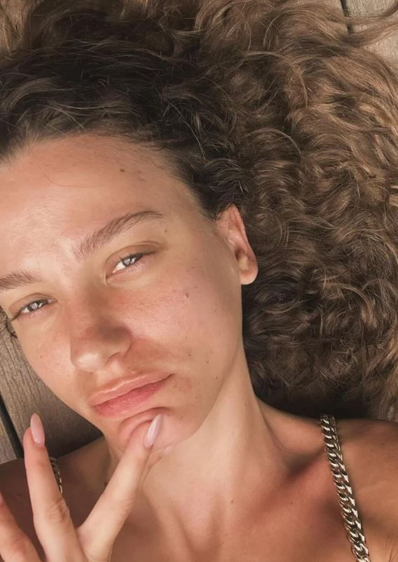 İzel'in son hali şaşırttı! Serenay Sarıkaya'ya benzetildi