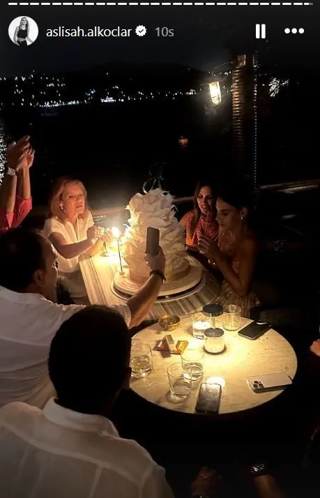 Yeşilçam'ın usta ismi Hülya Koçyiğit torunu Aslışah Alkoçlar'ın doğum gününü kutladı