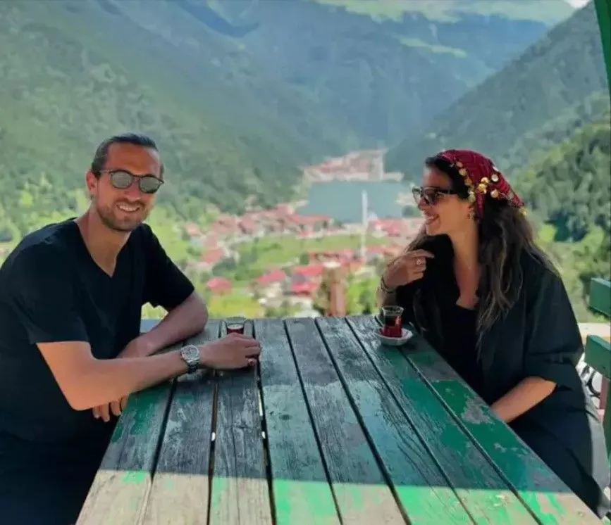 Yusuf Yazıcı ve Melisa Aslı Pamuk, Trabzon'da