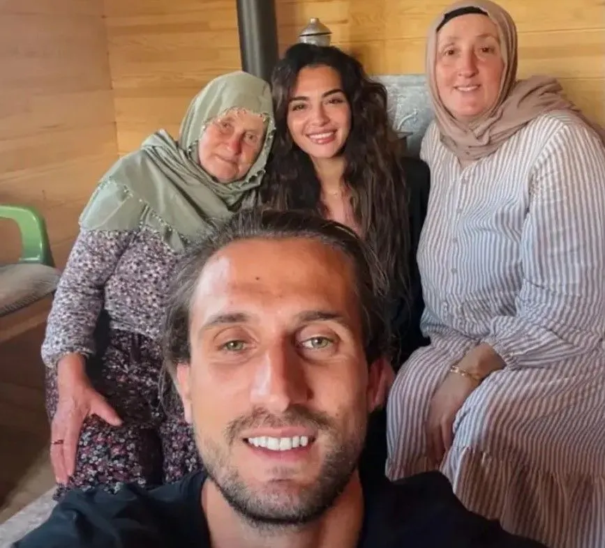 Yusuf Yazıcı ve Melisa Aslı Pamuk, Trabzon'da