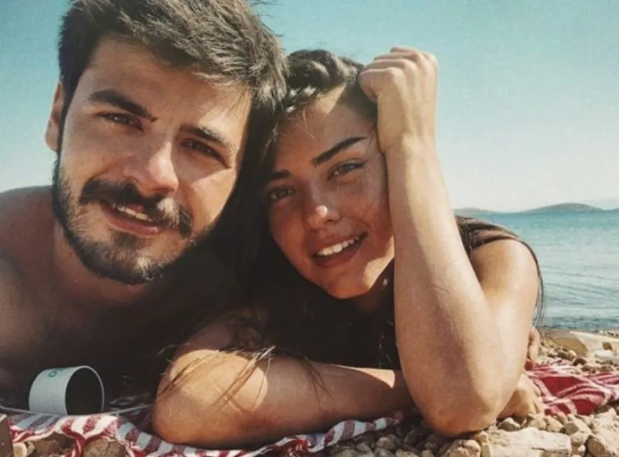 Oyuncu Aslıhan Malbora, 10 yıllık sevgilisiyle ayrıldı