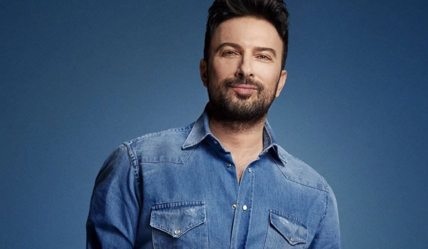 Megastar Tarkan havlusunu hayranlarına attı: Merak etmeyin terim mis gibi kokuyor