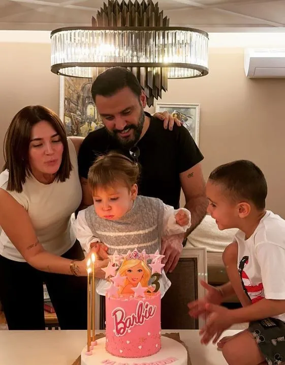 Alişan eşinin üniversiteyi kazandığını duyurdu: "Sadece bizim çevreyi tedavi etse paraya para demez"