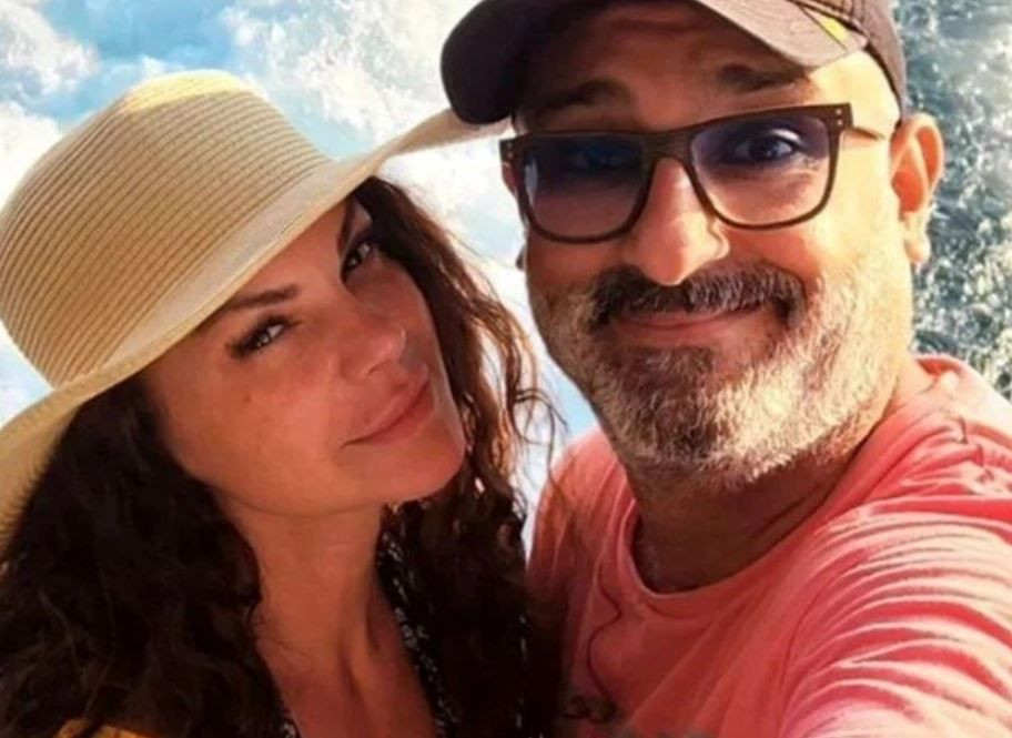 Rüştü Onur Atilla'dan sevgilisi Nez'le yeni kare: Seviyorsan git ısır bence