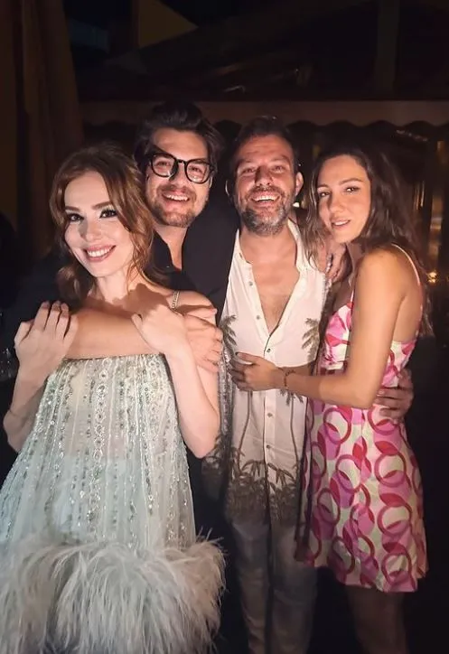 Oyuncu Elçin Sangu 39. yaş gününü yakın arkadaşlarıyla kutladı