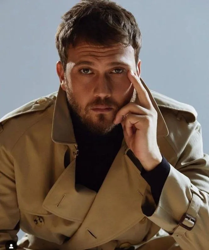 İtfaiyeler alarma geçti! Aras Bulut İynemli'nin villasında yangın