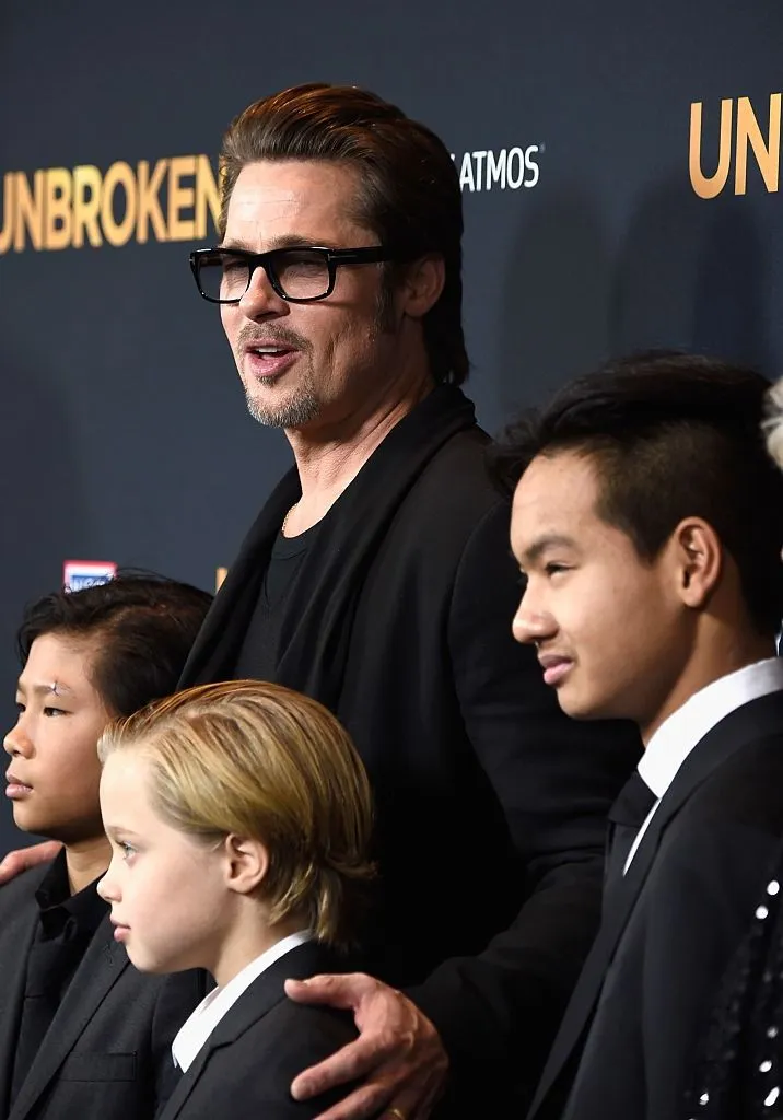 Angelina Jolie ve Brad Pitt'in kızı Shiloh, babasının soyadını bıraktı