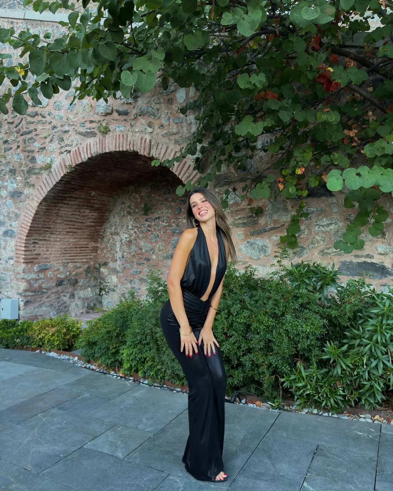 Buçe Buse Kahraman göz kamaştırdı