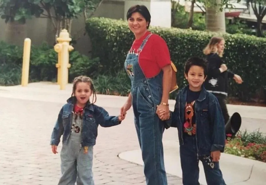 Melisa'dan nostaljik doğum günü paylaşımı: 30 yıl önce bugün...