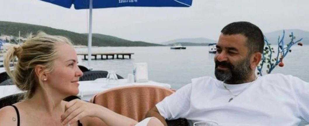 Bülent Şakrak, 8 aydır aşk yaşadığı Esra Akpınar'la ayrıldı