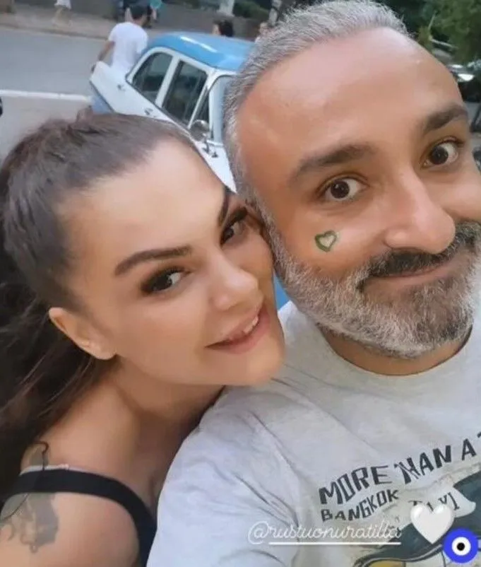 Nez, Rüştü Onur Atilla ile ayrıldığını açıkladı