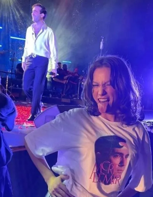 Mert Demir ile aşk yaşayan Serenay Sarıkaya evlilik sorusuna yanıt verdi