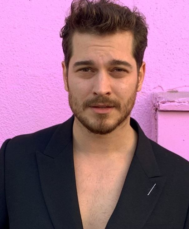 Çağatay Ulusoy’dan rekor anlaşma! Bölüm başı alacağı ücret şaşırttı