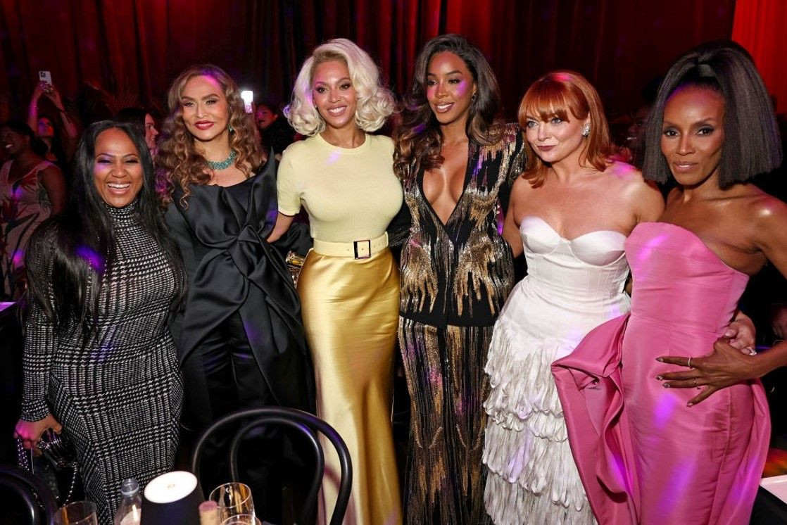 Beyoncé 2024'ün en büyük renk trendiyle göz kamaştırdı