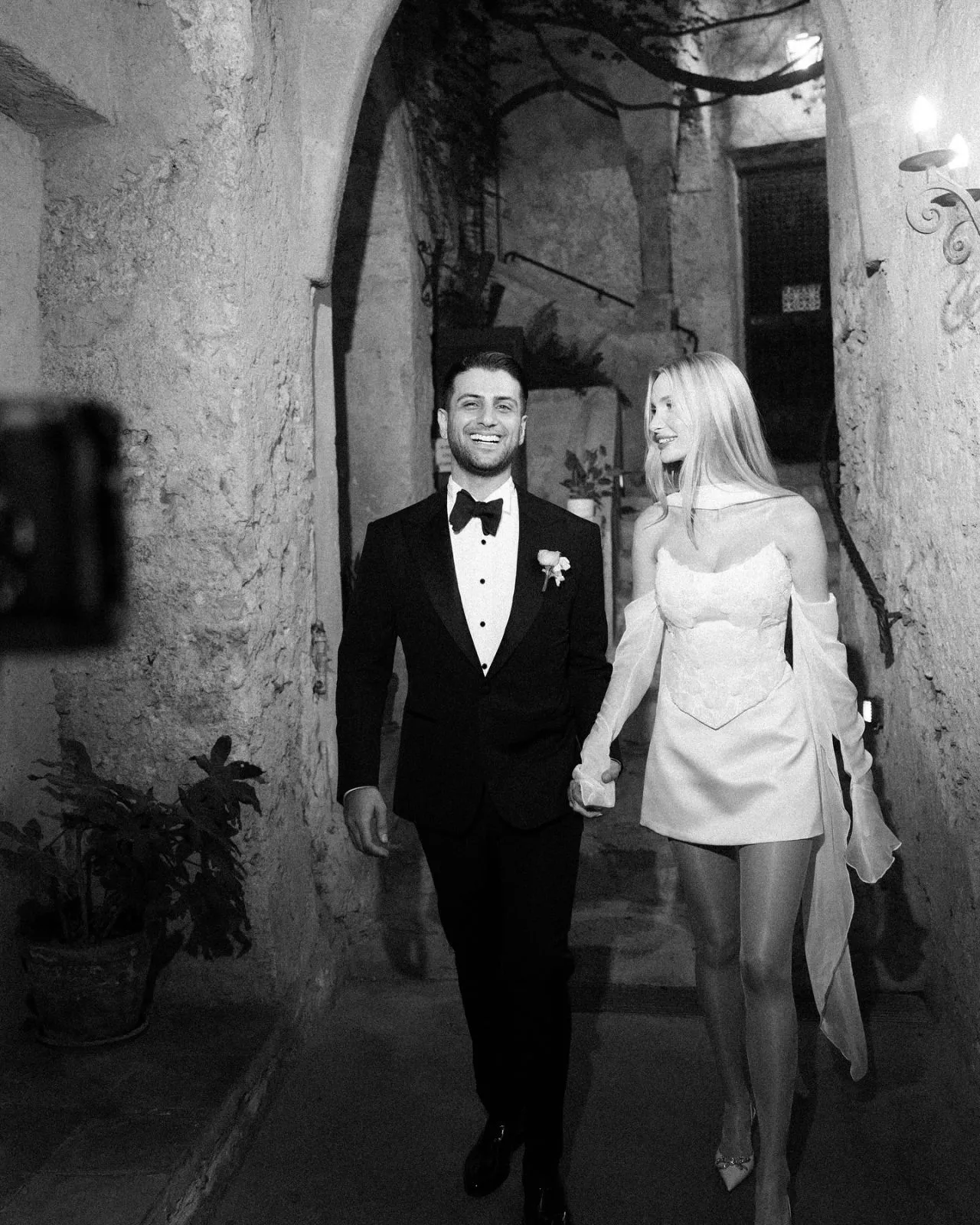 İtalya'da evlenen Reynmen, düğün fotoğraflarını yayınladı