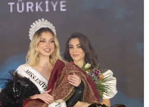 'Miss Universe Türkiye' güzellik yarışmasını Ayliz Duman kazandı