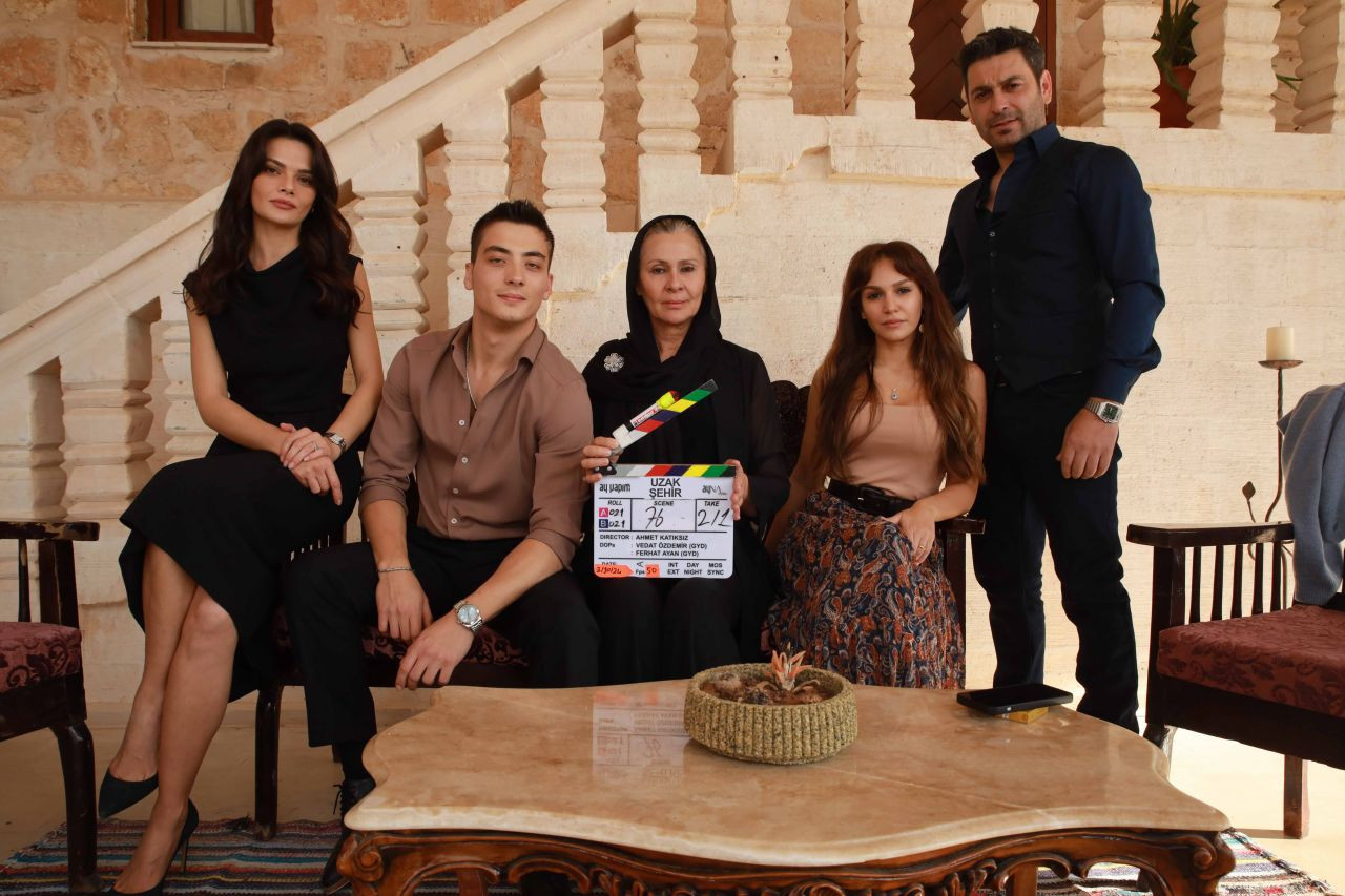 Kanal D’den yeni dizi 'Uzak Şehir' geliyor! Uzak Şehir konusu ne, oyuncuları kimler?