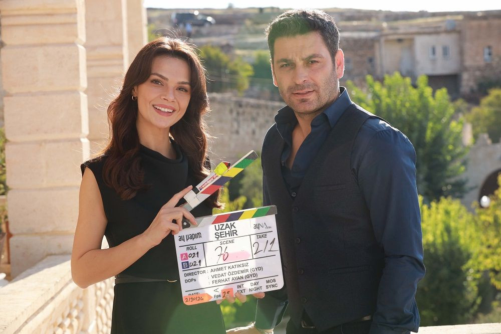 Kanal D’den yeni dizi 'Uzak Şehir' geliyor! Uzak Şehir konusu ne, oyuncuları kimler?
