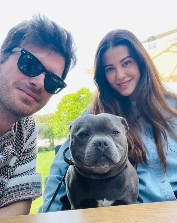 Kıvanç Tatlıtuğ köpeği ile pozlarını paylaştı: Efsane genç