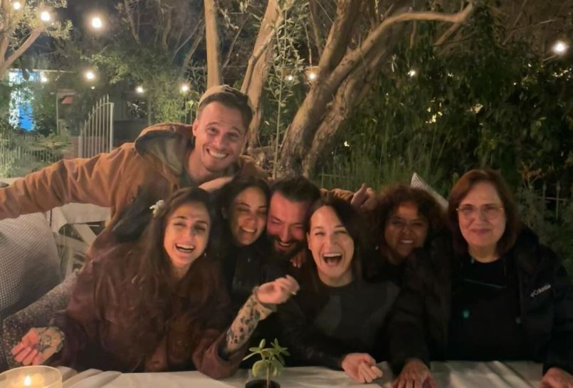 Gupse Özay'dan Platonik dizisi geliyor! Dizi ekibinden ilk kareler geldi