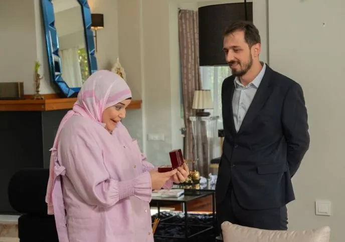 Kızılcık Şerbeti 75. bölümden yeni fotoğraflar yayınladı