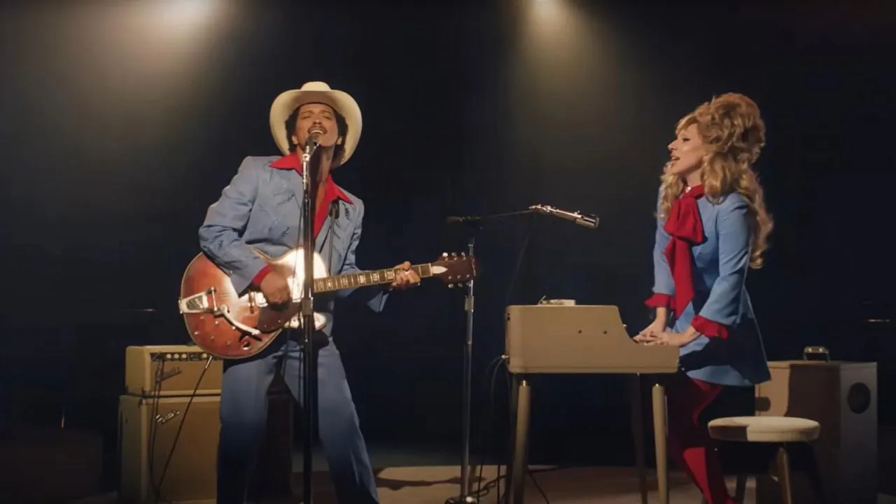 Lady Gaga ile Bruno Mars'tan rekor düet: 1 milyara ulaştı...